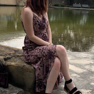 💜 Light Purple Floral Dress | Ruffle Slit & Gold Detail | Size XS